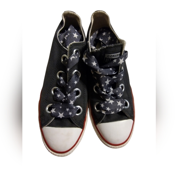 Converse Other - EUC like new! Gray low top all star converse with burgundy wide star laces